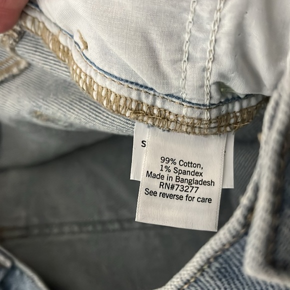 SO high waisted wide leg distressed light jeans size 33 waist NWTs - Picture 3 of 9